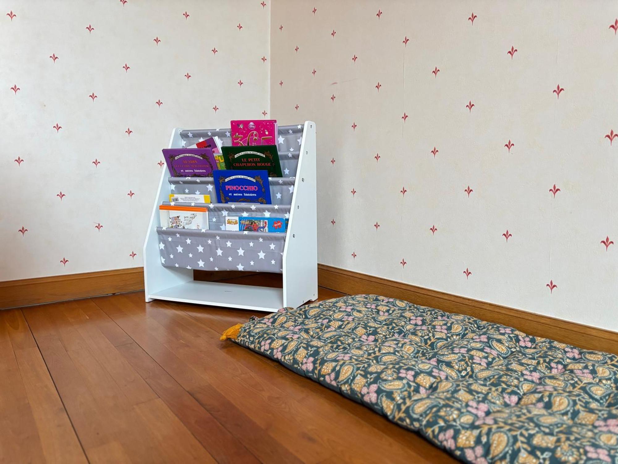 Le So Art, Grande Maison 4 Chambres, Terrain De Petanque, Grand Jardin Clos, Flipper, Babyfoot, Jeux Arcade, Ping Pong,1 Km Mer, Proche Golf, Port En Bessin, Bayeux Et Plages Du Debarquement, Adaptee Enfants Commes Экстерьер фото
