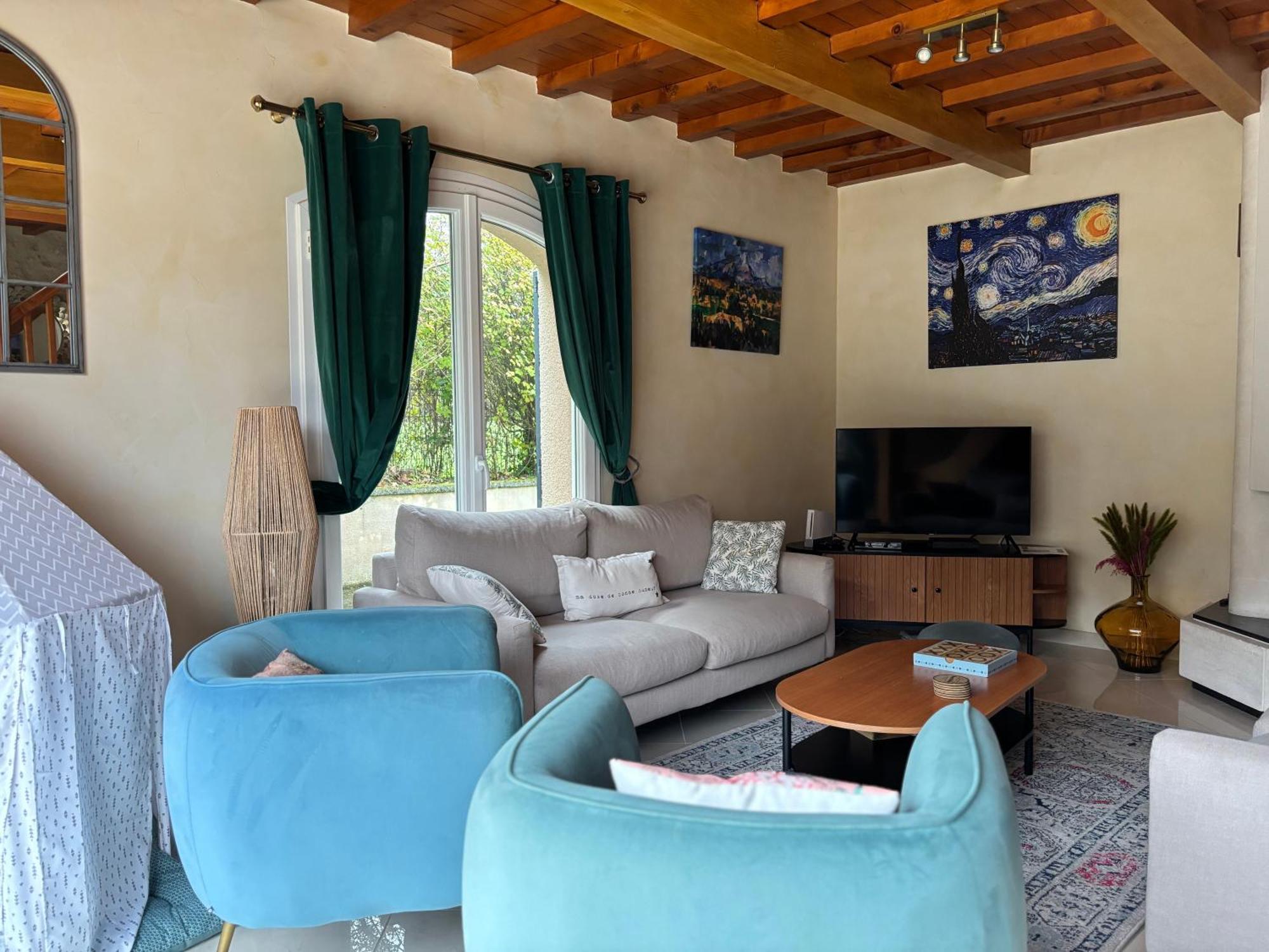 Le So Art, Grande Maison 4 Chambres, Terrain De Petanque, Grand Jardin Clos, Flipper, Babyfoot, Jeux Arcade, Ping Pong,1 Km Mer, Proche Golf, Port En Bessin, Bayeux Et Plages Du Debarquement, Adaptee Enfants Commes Экстерьер фото
